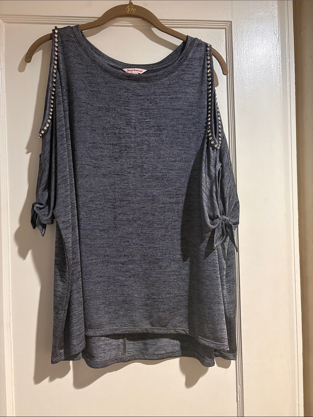 Juicy Couture Navy Heather Cold-Shoulder Pearl-Trim Tee